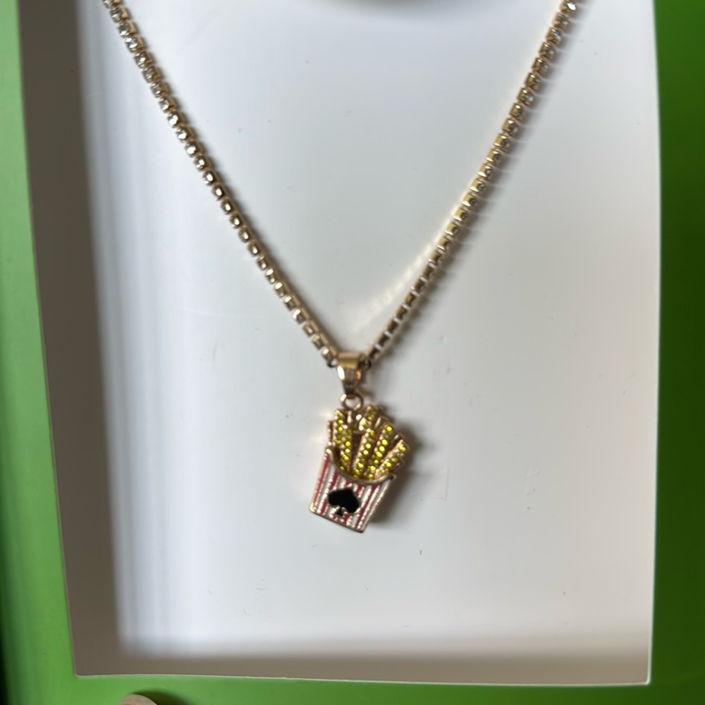 Kate spade X target French Fry tennis Pendant necklace - Picture 8 of 8
